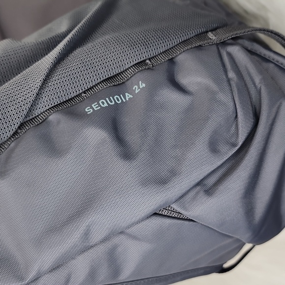 CamelBak Women’s Sequoia 24 Hiking Hydration Pack - Hike Backpack - 100 oz - Picture 13 of 13